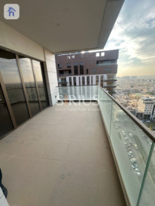 شوقەیەکی فراوانی ٤ ژووری نوستن لەگەڵ دیمەنێکی سەرنجڕاکێش وێنە 19