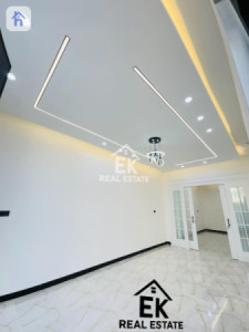 Modern House with 4 Bedrooms for Sale Image 4