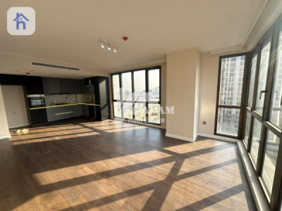 Corner Apartment Image 3