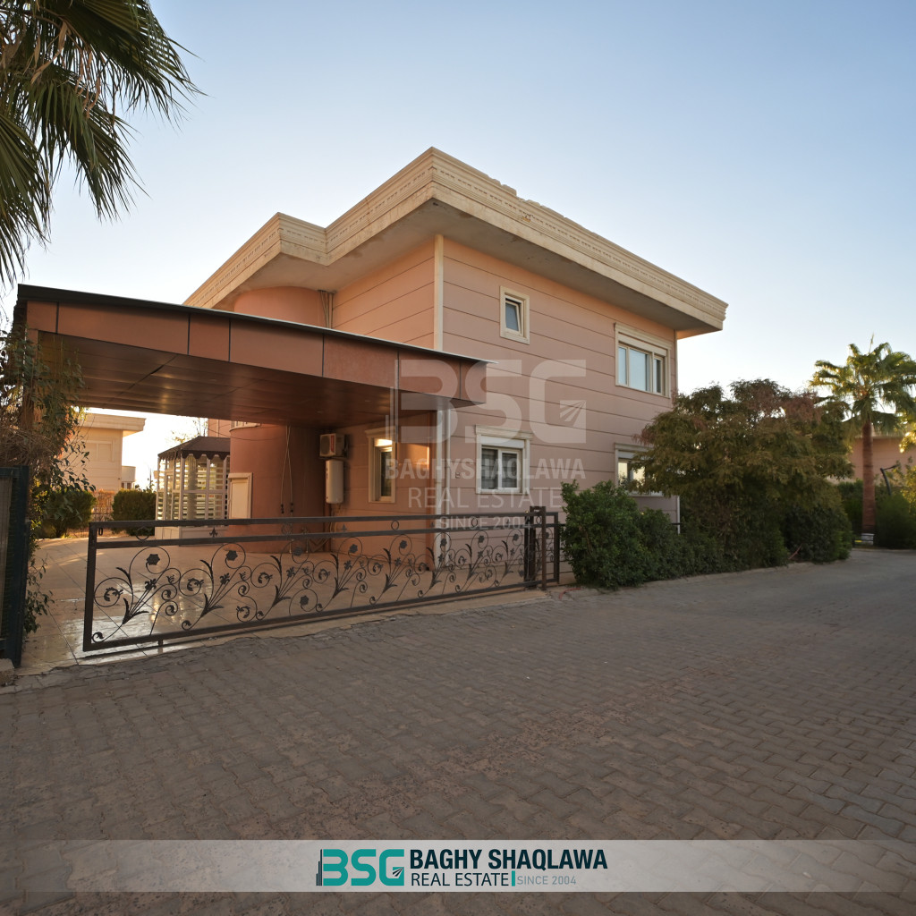Villa for sale in the Bafrin City project