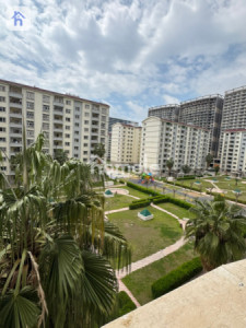 Elegant 3-Bedroom Apartment in Erbil image 8