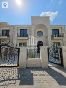 New Corner House image 3