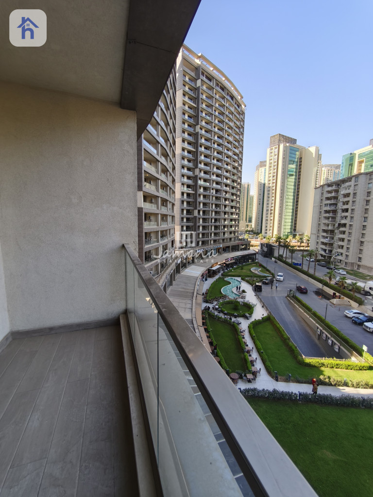 Compact Apartment in Empire Pearl Towers