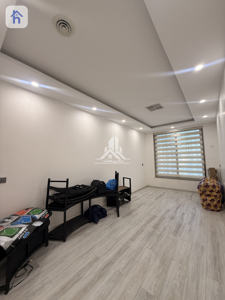 VIP House Image 12