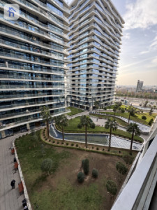 Cozy Apartment in Prime Location image 11