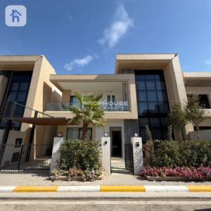 Modern House image 1