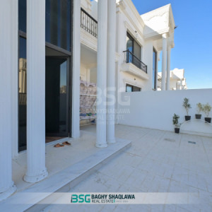 Spacious House in Zaner City image 2