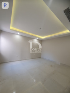 خانوو بەرامبەر باخچە وێنە 9