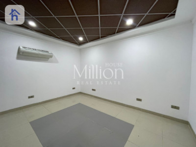 Commercial Building (200m²) Resim 3