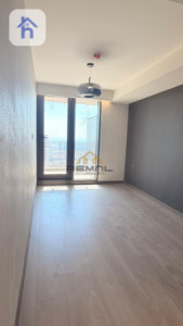 Stylish Apartment with Spacious Rooms image 4