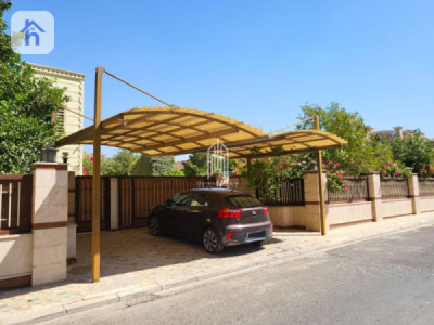 Luxury House Image 5