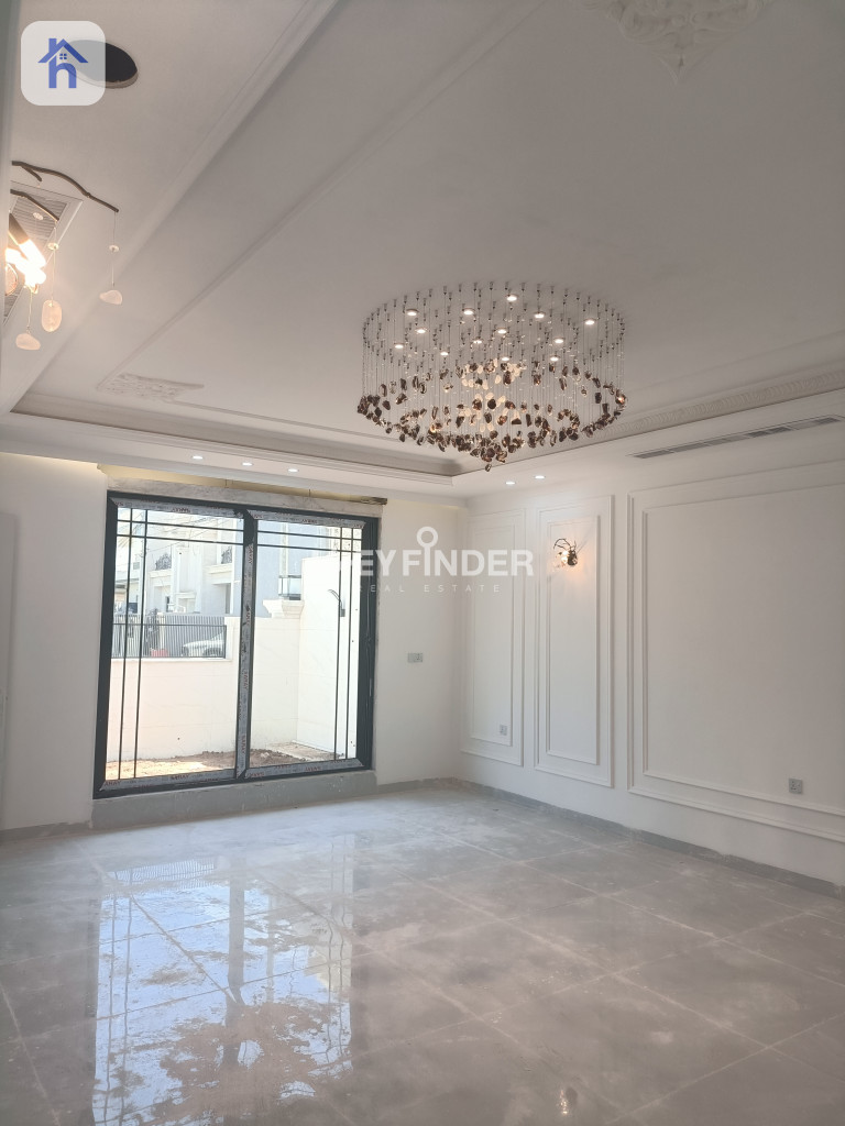 Spacious house with 5 bedrooms Image 5