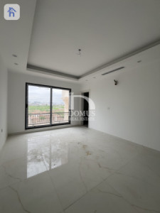 Charming House with 4 Bedrooms image 8