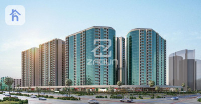 Spacious Apartment in Empire Square image 2