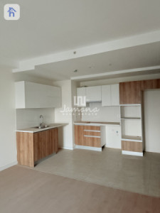 Sleek One-Bedroom Apartment for Rent Image 4