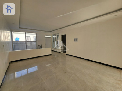 Spacious House with 3 Bedrooms Image 14
