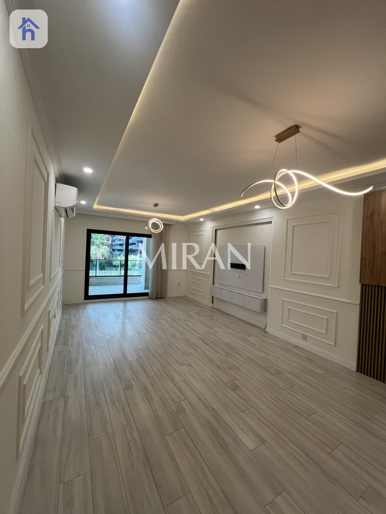 Modern 3-Bedroom Apartment in MNW Resim 2