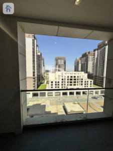 Spacious 1-Bedroom Apartment Image 7