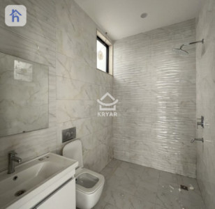 House (240m²) Image 26