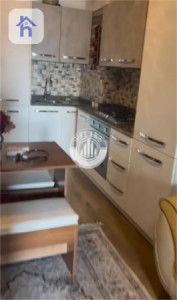 Modern 1-Bedroom Apartment image 2