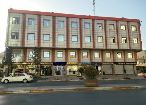 بناية تجارية (813م²)
