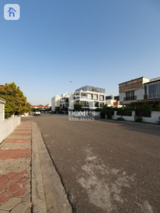Spacious Villa with 5 Bedrooms Image 4