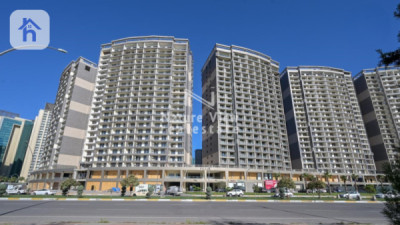 Modern Apartment in Empire Pearl Towers image 1