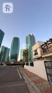 Spacious Villa with 4 Bedrooms image 2