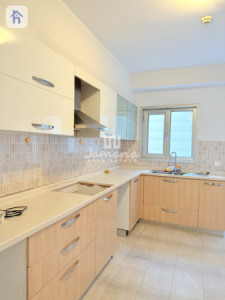 Cozy 1-Bedroom Apartment in Empire Wings Image 9