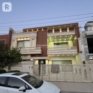 5-Bedroom House For Sale image 1