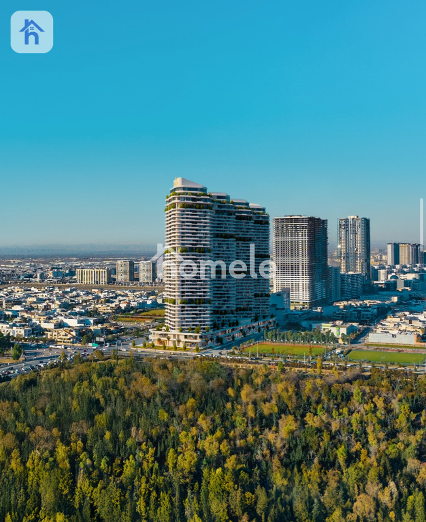 Modern 4 BR Apartment in Prime Location