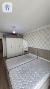 Modern Apartment with Prime Location Resim 6