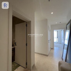 Elegant 3-Bedroom Apartment for Sale Image 3
