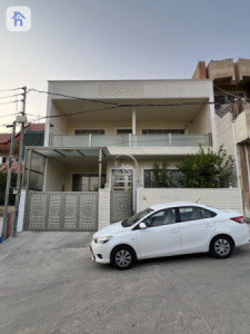 House (200m²) image 1