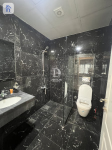 Spacious 2 BR Apartment with High Floor image 5