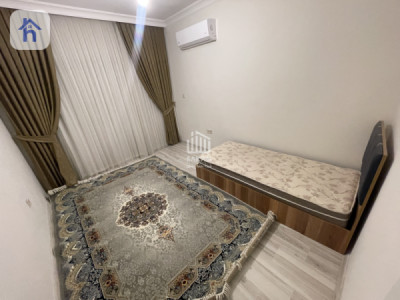 شوقەیەکی دوو ژووری نوستن بە مۆبیلیات لە لالاڤ ستی وێنە 8