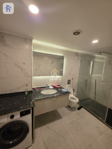 Spacious 3BR Apartment Image 7