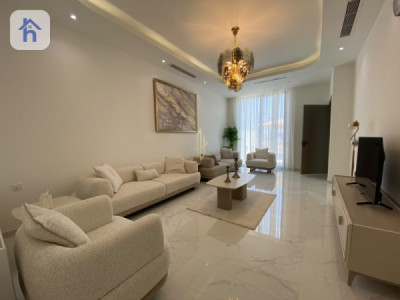 Modern Home with 4 Bedrooms image 4