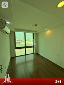 Spacious Apartment with 2 Bedrooms Image 5