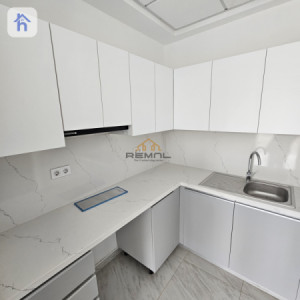 Spacious Office for Rent Resim 4