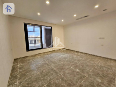 Spacious House with 4 Bedrooms Resim 11