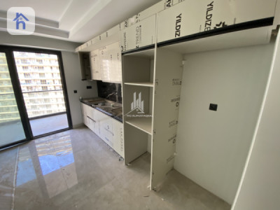 Cozy Studio Apartment in Rami Towers Image 4