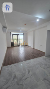 Modern Apartment in Empire Pearl Towers image 1