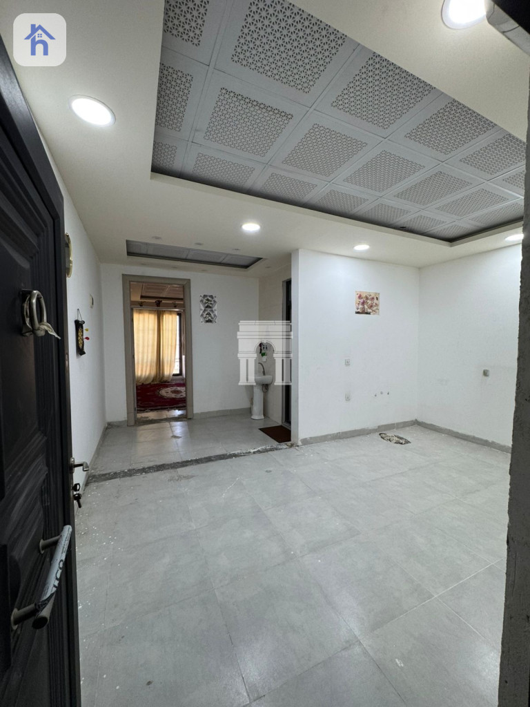 شوقەیەکی یەک ژووری نوستن لە بێرزین