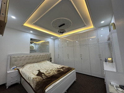 Corner House Image 7