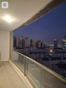 Modern one bedroom apartment for rent Resim 7