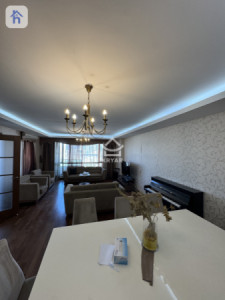 Stylish 4-Bedroom Apartment with High Floor image 2