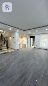 Modern House with 4 Bedrooms Image 5