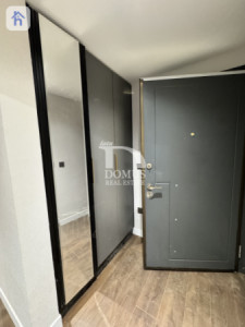 Modern Apartment Image 5
