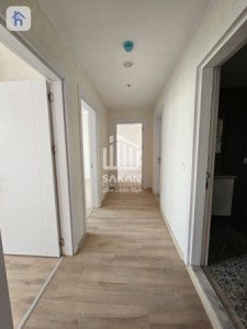 Spacious 3 Bed Apartment with Stunning Views Image 11